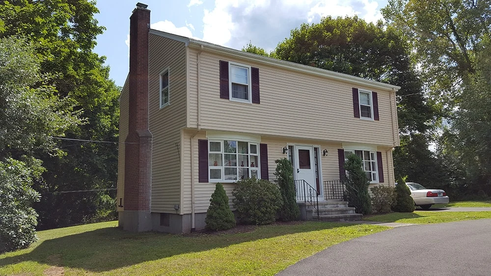 beige yellow vinyl siding