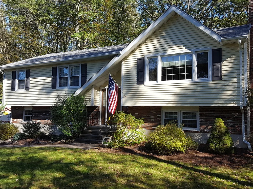 yellow vinyl siding